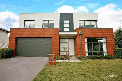 5 Lansdowne Cct, Mulgrave, VIC 3170