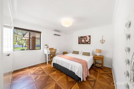 Property photo of 4 Vine Street Redland Bay QLD 4165