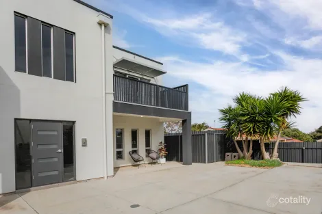 1/2a Martin Pl, Christies Beach, SA 5165
