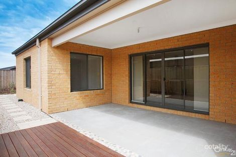 Property photo of 20 Royal Circuit Point Cook VIC 3030