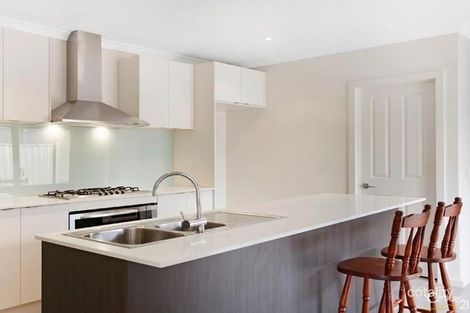 Property photo of 20 Royal Circuit Point Cook VIC 3030