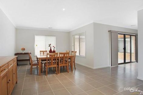 Property photo of 20 Royal Circuit Point Cook VIC 3030