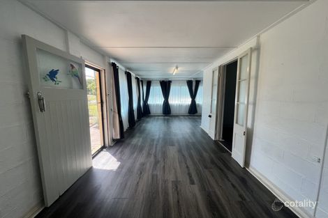 Property photo of 17 Gordon Lane Walterhall QLD 4714
