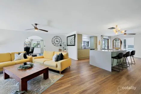 Property photo of 2-14 Drouin Crescent Burrum River QLD 4659