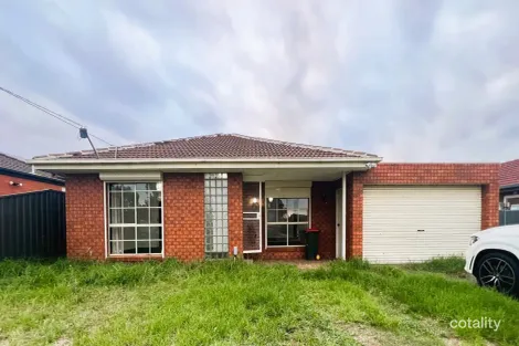 Property photo of 53 Oriole Drive Werribee VIC 3030