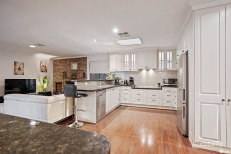 Property photo of 20 Gemsarna Crescent Kelmscott WA 6111