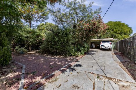Property photo of 31 Dallas Crescent Wanneroo WA 6065