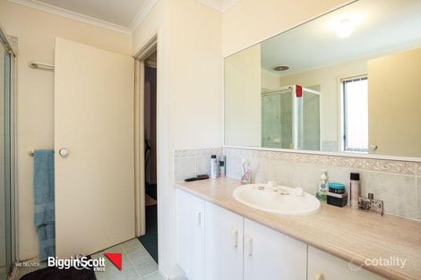Property photo of 17 Carmel Avenue Ferntree Gully VIC 3156