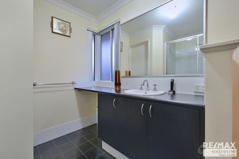 Property photo of 15 Scarfo Approach Tapping WA 6065