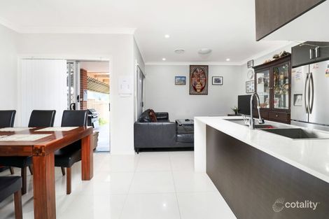 Property photo of 109 Carroll Crescent Plumpton NSW 2761
