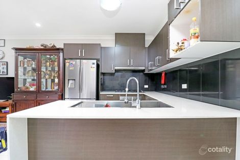 Property photo of 109 Carroll Crescent Plumpton NSW 2761