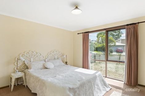 Property photo of 11 Ozan Crescent Jan Juc VIC 3228