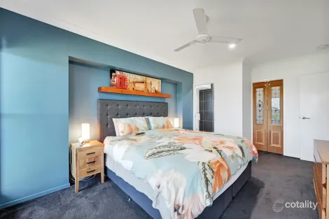 Property photo of 14 Barnfield Street Mount Low QLD 4818