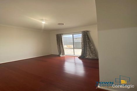 Property photo of 9 Tyrrell Street Googong NSW 2620