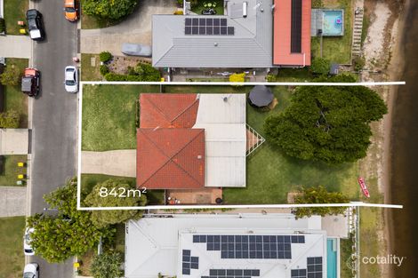 Property photo of 4 Penguin Parade Burleigh Waters QLD 4220