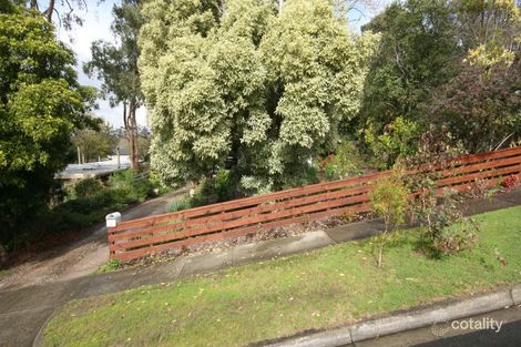 4 Baringa Rd, Croydon North, VIC 3136