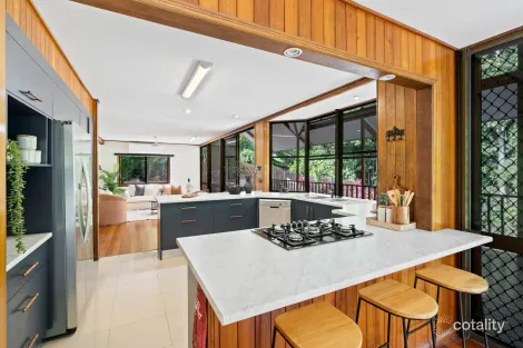 Property photo of 3 Longden Street Brinsmead QLD 4870