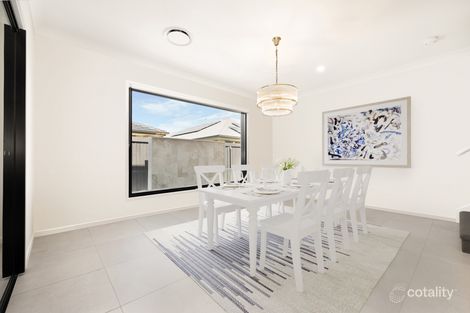 Property photo of 27 Lighthouse Esplanade Newport QLD 4020