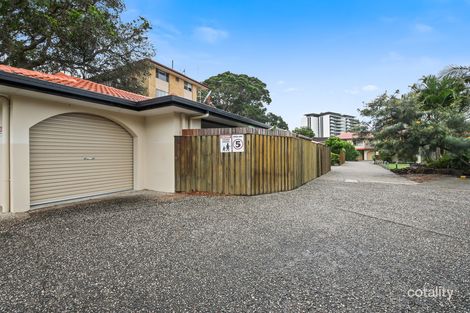Property photo of 1/10 Twenty First Avenue Palm Beach QLD 4221