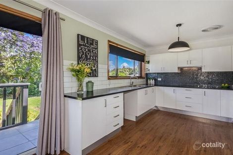 Property photo of 2 Woorin Close Bomaderry NSW 2541
