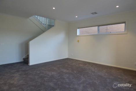 Property photo of 21 Halycon Street Point Cook VIC 3030