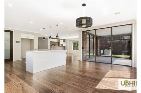 Property photo of 62 Como Parade Clyde North VIC 3978