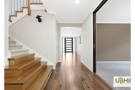 Property photo of 62 Como Parade Clyde North VIC 3978