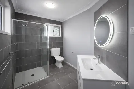 3 JEWEL CT, RASMUSSEN, QLD 4815