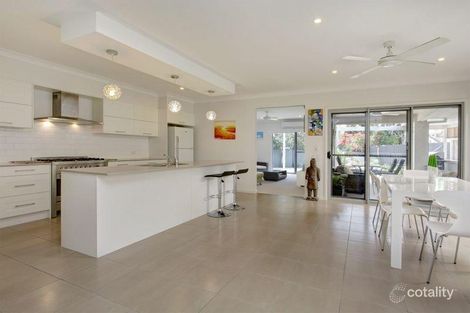 Property photo of 16 Pleystowe Crescent Hendra QLD 4011