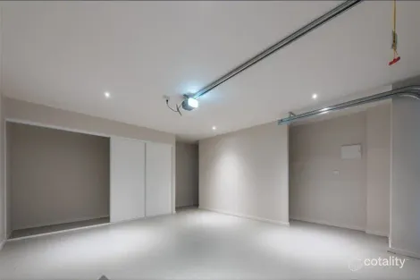 Property photo of 5/11 Troward Harvey Way Craigieburn VIC 3064