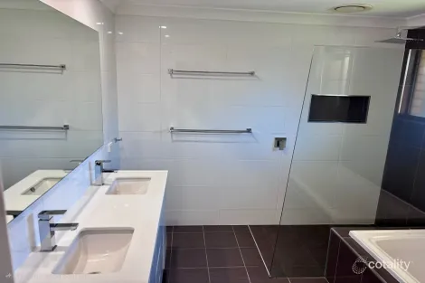 Property photo of 10 Argyle Close Grafton NSW 2460
