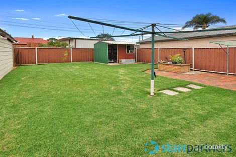 Property photo of 16 Pangari Crescent Dharruk NSW 2770