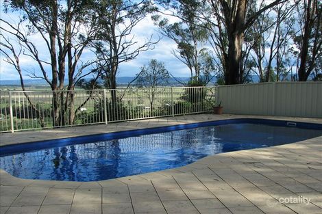 Property photo of 10 Cliff Road Freemans Reach NSW 2756