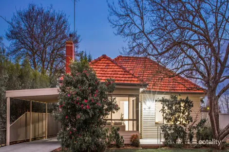 33 Lawrence St, Alfredton, VIC 3350