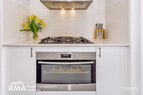 Property photo of 56 Turtles Bend Secret Harbour WA 6173