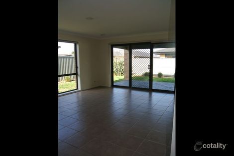 Property photo of 18 Maddock Drive Cranbourne East VIC 3977