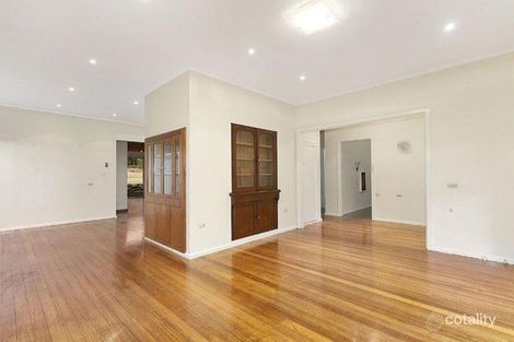 Property photo of 2 Yarrinup Avenue Chadstone VIC 3148