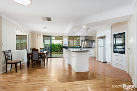 Property photo of 13 Dalewood Gardens Meadow Springs WA 6210