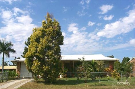 366 Farm St, Norman Gardens, QLD 4701