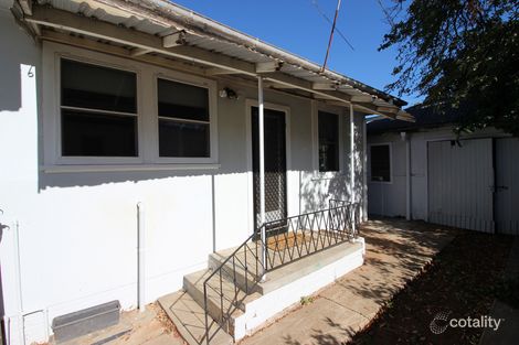 Property photo of 2/326 Lake Albert Road Kooringal NSW 2650
