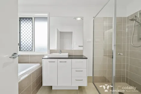 Property photo of 16 Cairo Way Spring Mountain QLD 4300