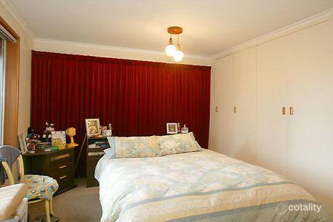Property photo of 36 Wantirna Road Ringwood VIC 3134