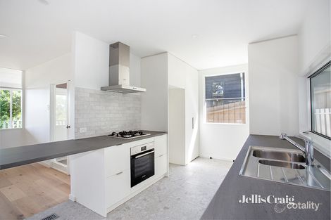 Property photo of 2 Macaulay Court Eltham VIC 3095