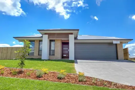 54 Sandpiper Cct, Aberglasslyn, NSW 2320