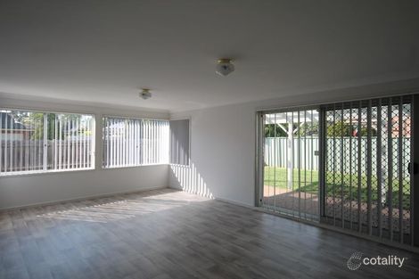 Property photo of 43 Lyndhurst Court Wattle Grove NSW 2173