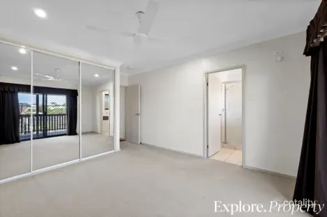 Property photo of 4 Spinks Court Eimeo QLD 4740