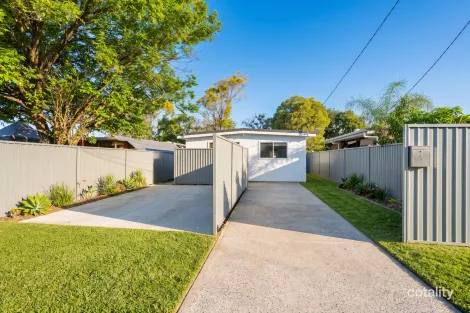 4 John St, Caboolture South, QLD 4510