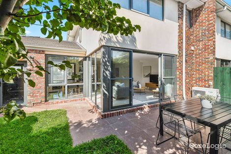 Property photo of 32 Rotorua Street Caulfield South VIC 3162