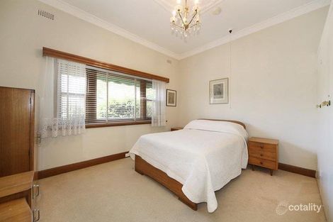 Property photo of 25 The Highway Bentleigh VIC 3204