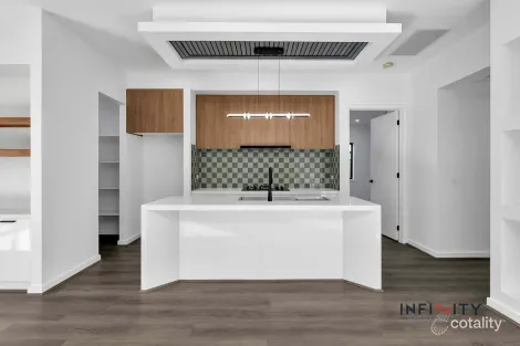 Property photo of 11 Duncliffe Road Truganina VIC 3029